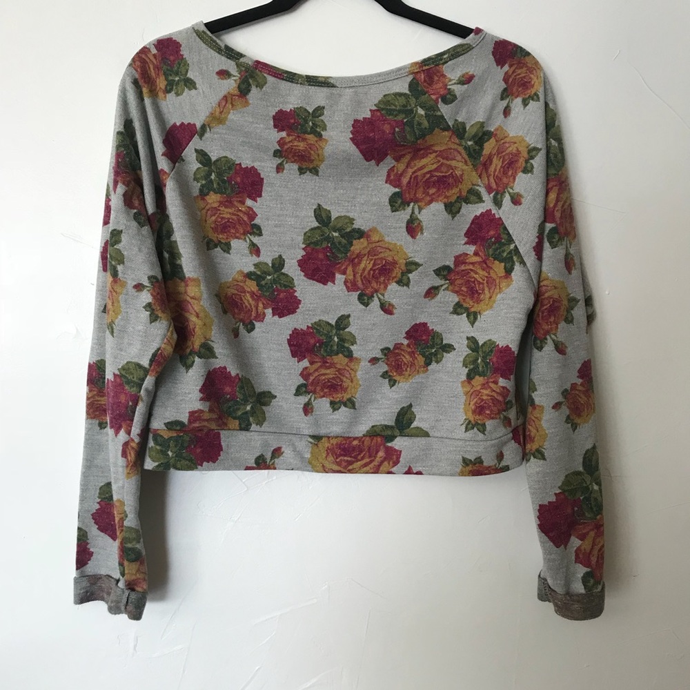 Painted Threads Cropped Top - Picture 7 of 7